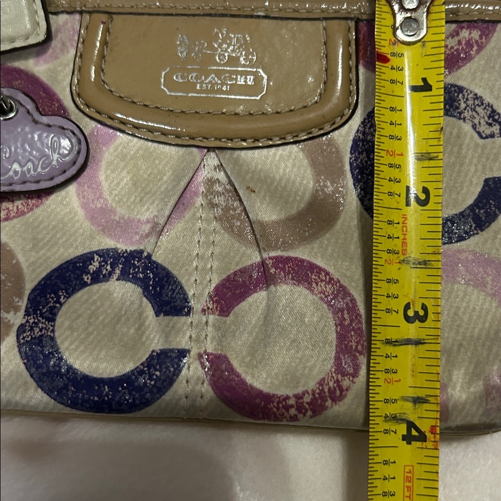 Coach Gesso Op Art Metallic Wristlet - Picture 7 of 16